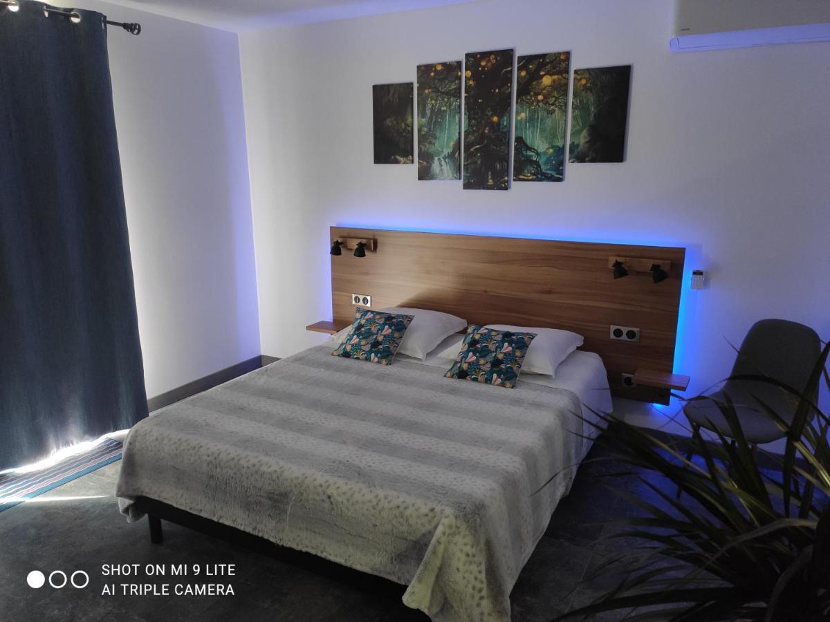 Les Pitchounettes Hotell Sorèze Exteriör bild